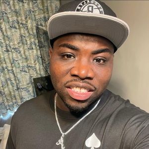 Meet your Posher, Malik